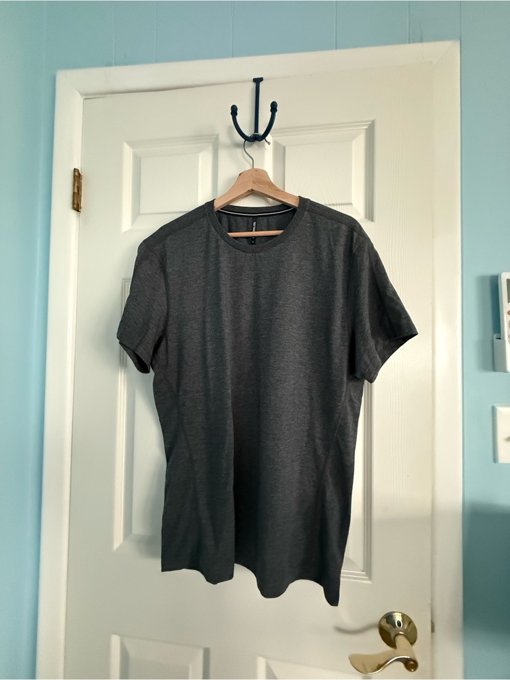 Ten Thousand Durable Tee Gray NEW Large L